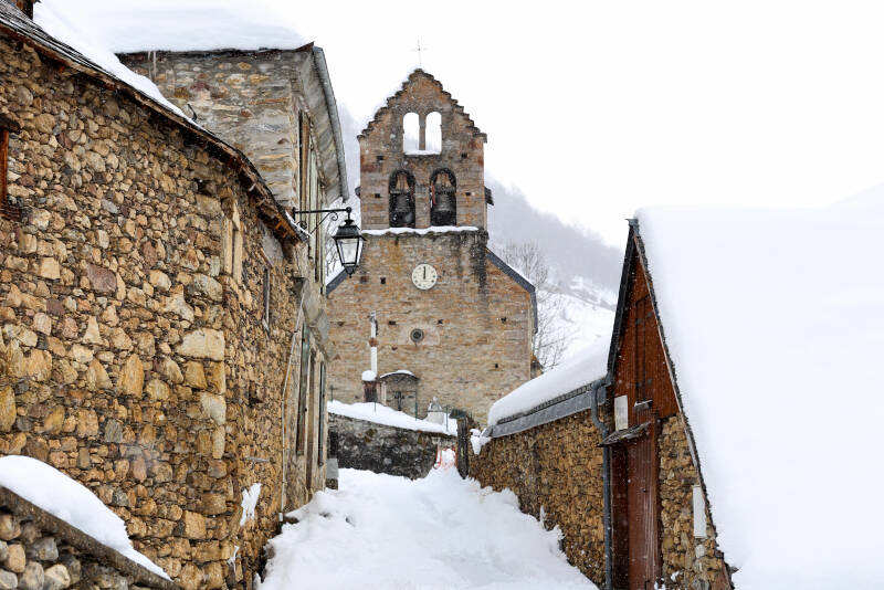 bourg-d_oueil_neige_village_HauteGaronneMontagne-AnaisBazerque-h